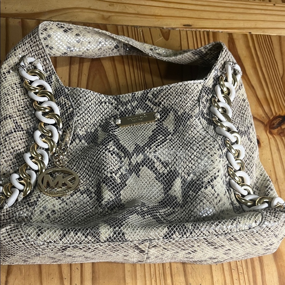 Michael Kors Python Embossed Boho - Picture 11 of 12
